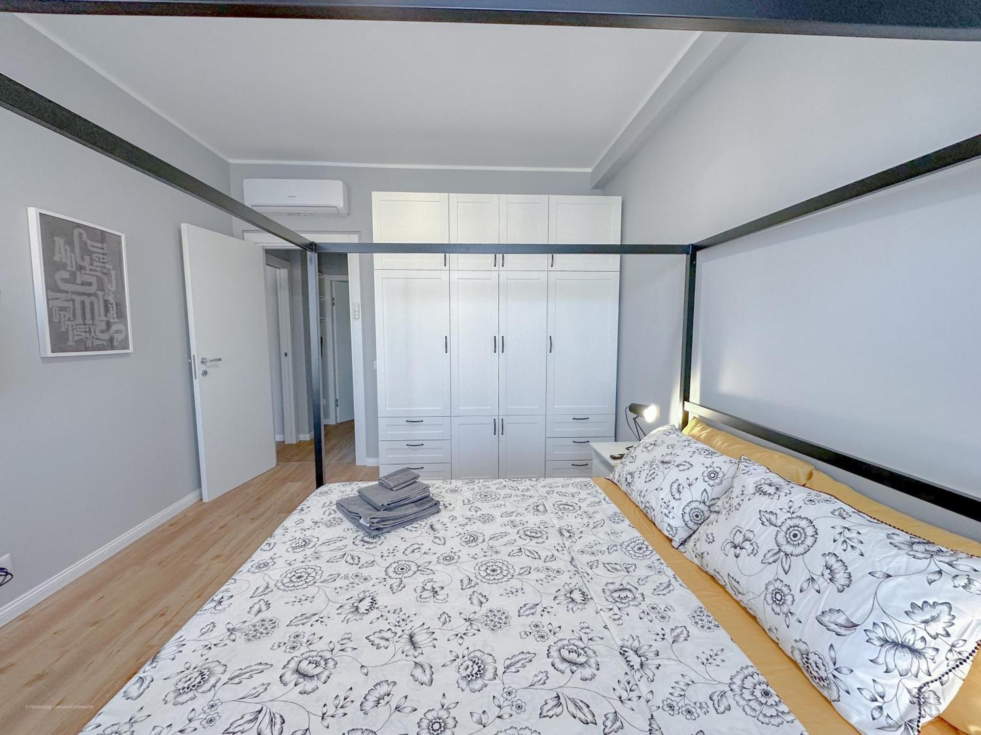 Torre 24 - Luxury Naviglio Suite 米兰 外观 照片